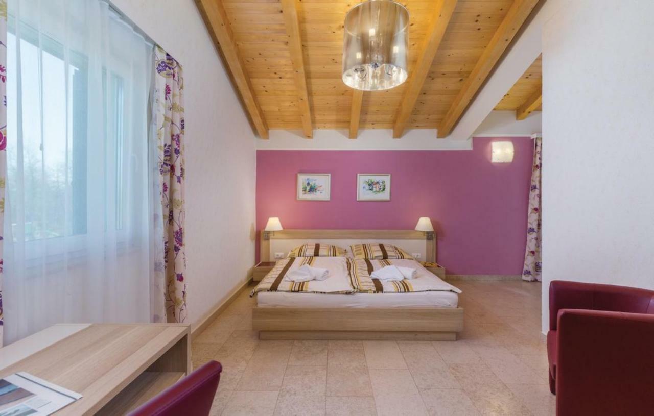 Villas Vea Histria Režanci エクステリア 写真